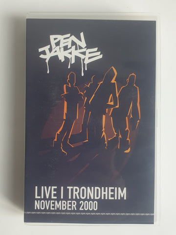 Pen Jakke "Live" [VHS]